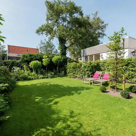 In Near Bergerbos Forest 度假居 卑尔根